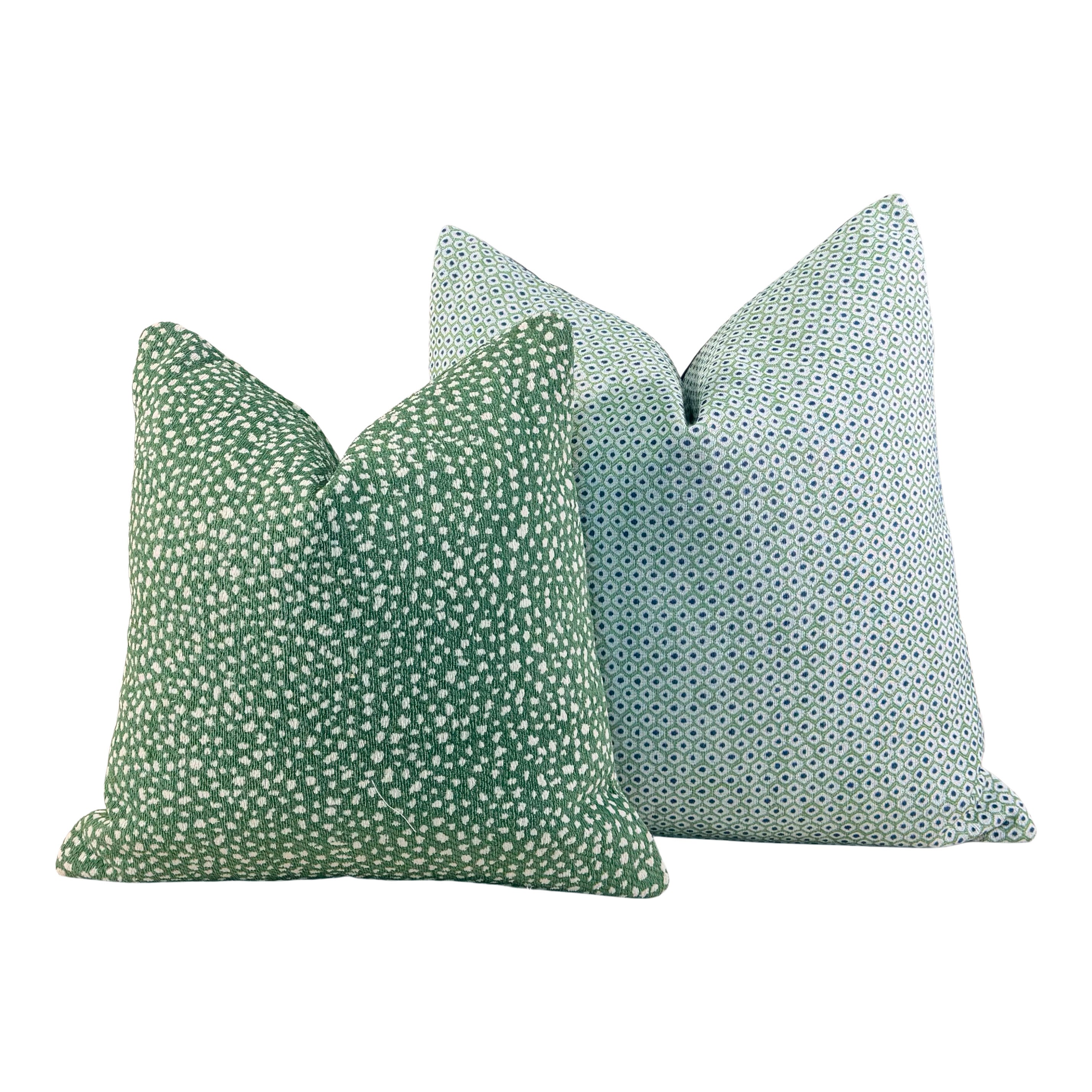 Thibaut Outdoor Woven Pixie Pillow - Green, Navy