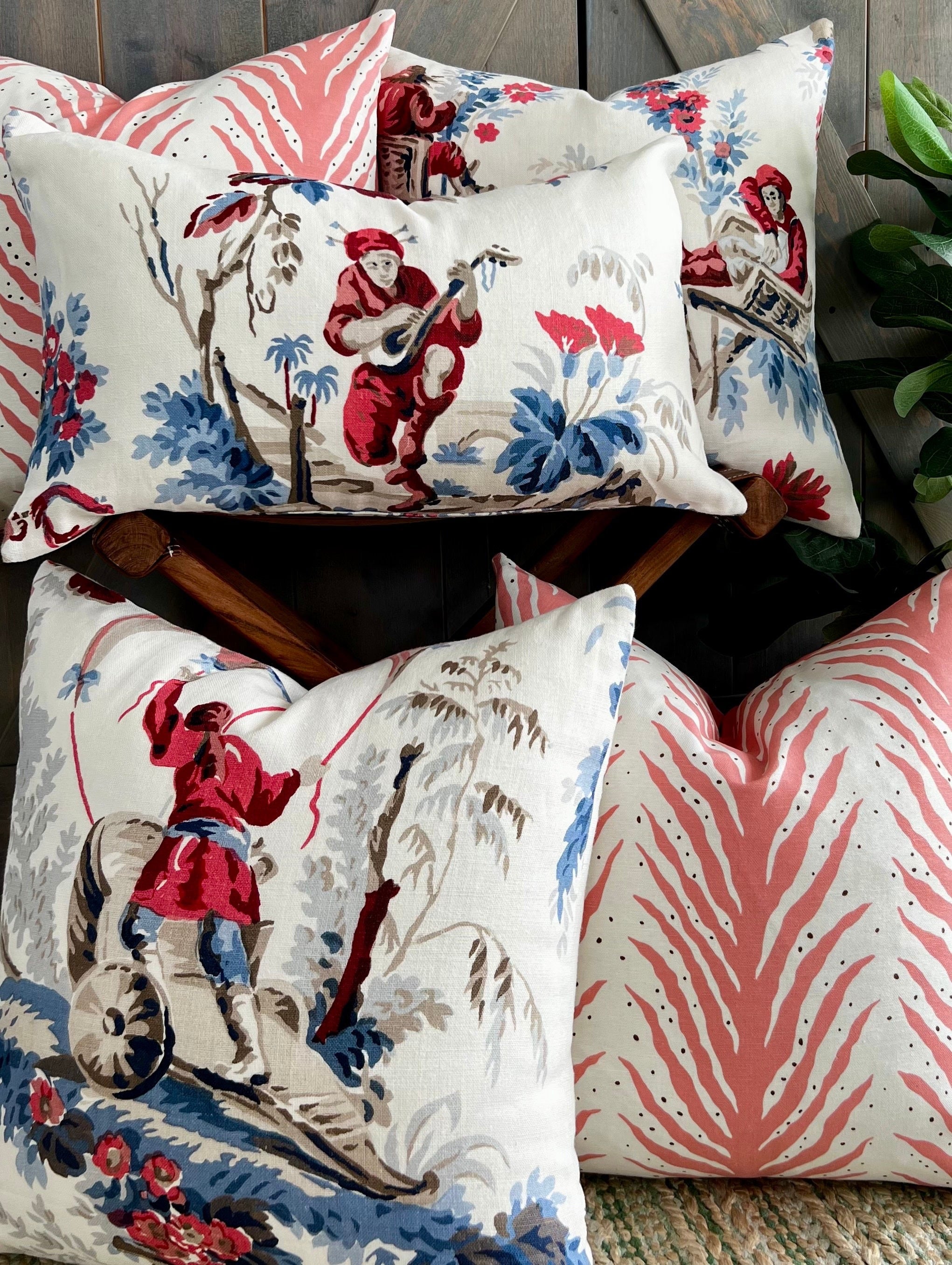Schumacher "Plaisirs De La Chine" Pillow - Blue, Rouge
