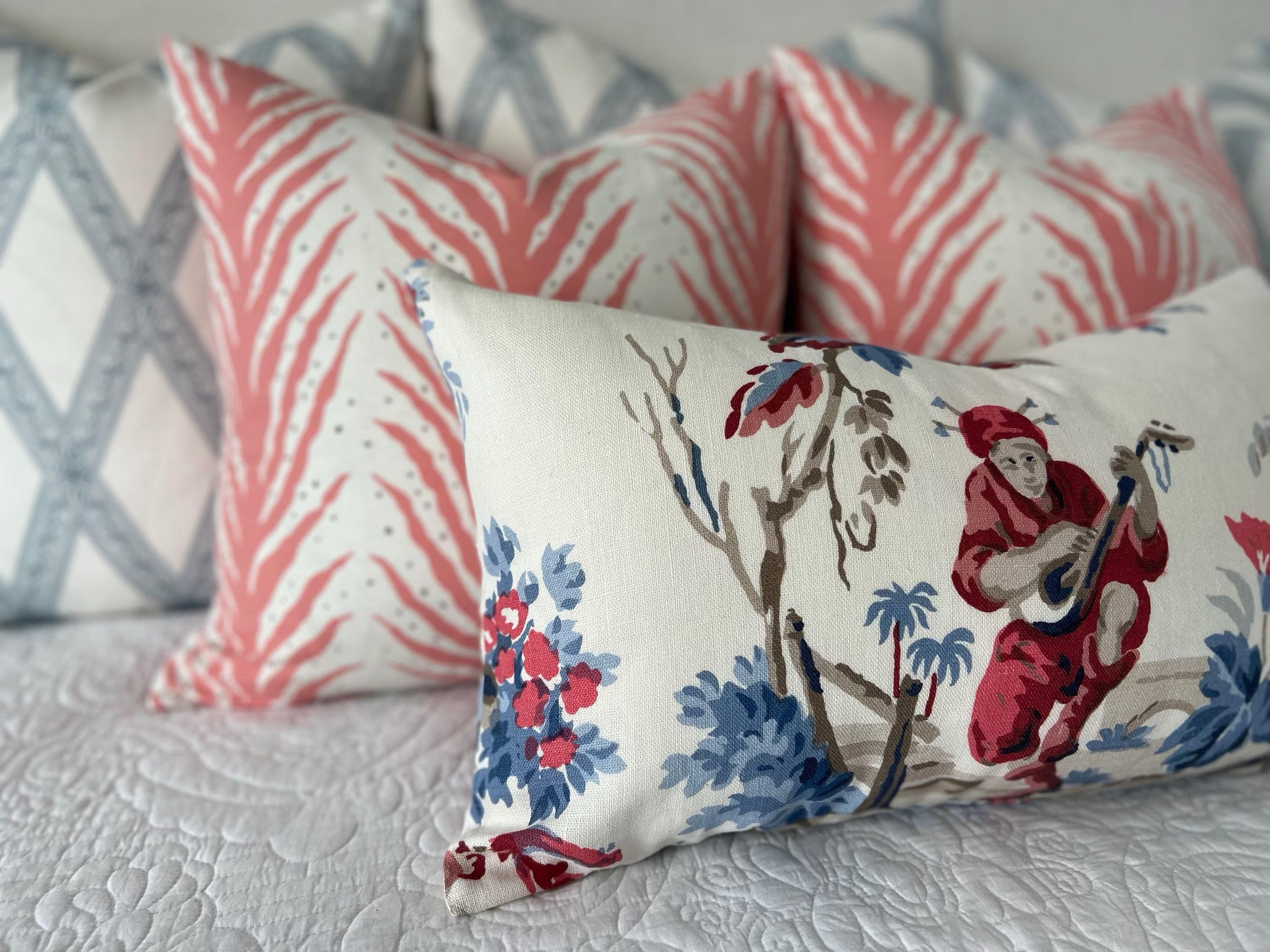 Schumacher "Plaisirs De La Chine" Pillow - Blue, Rouge