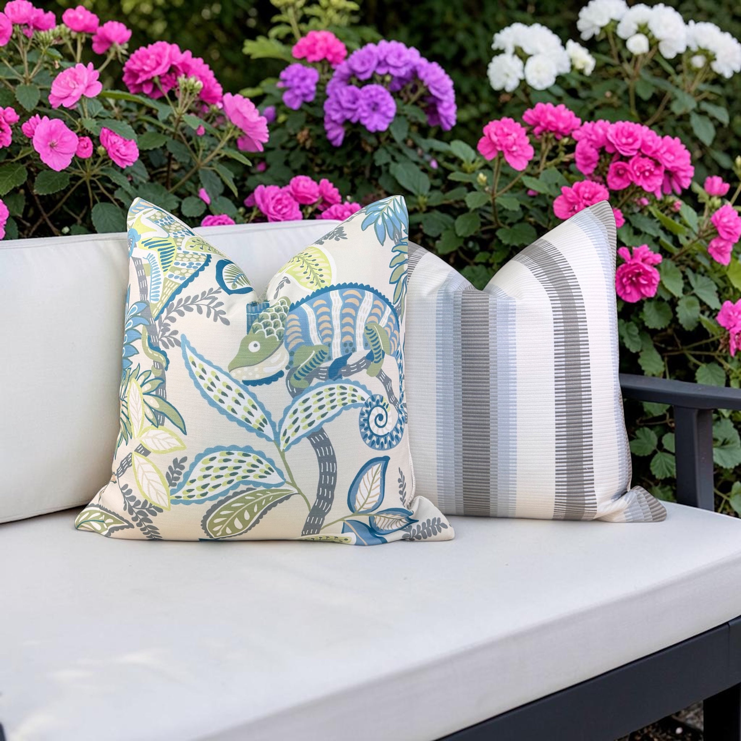 Thibaut Outdoor Iggy Pillow - Lagoon