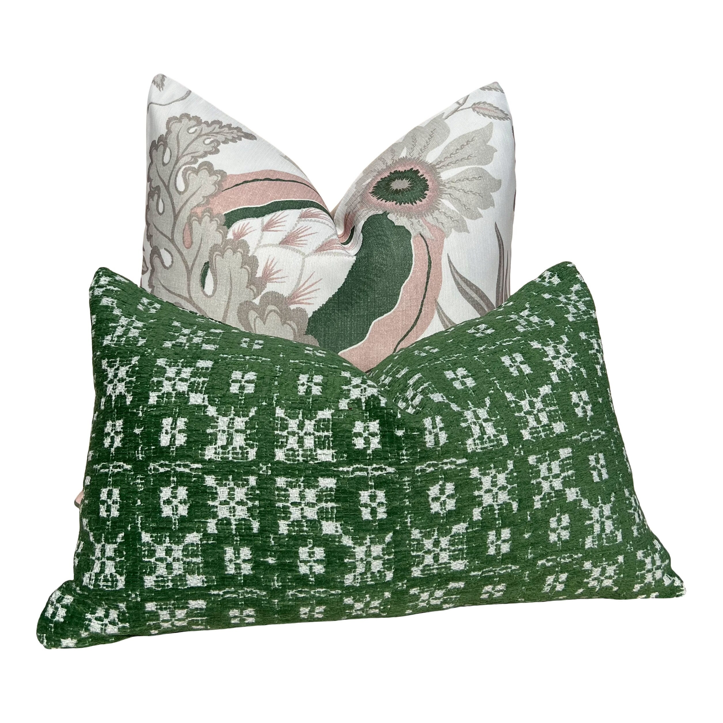 Thibaut Outdoor Woven Briemfield Pillow in Kelly Green. Outdoor Green Small Scale Pillow Cover, Designer Accent Perfomance Cushions
