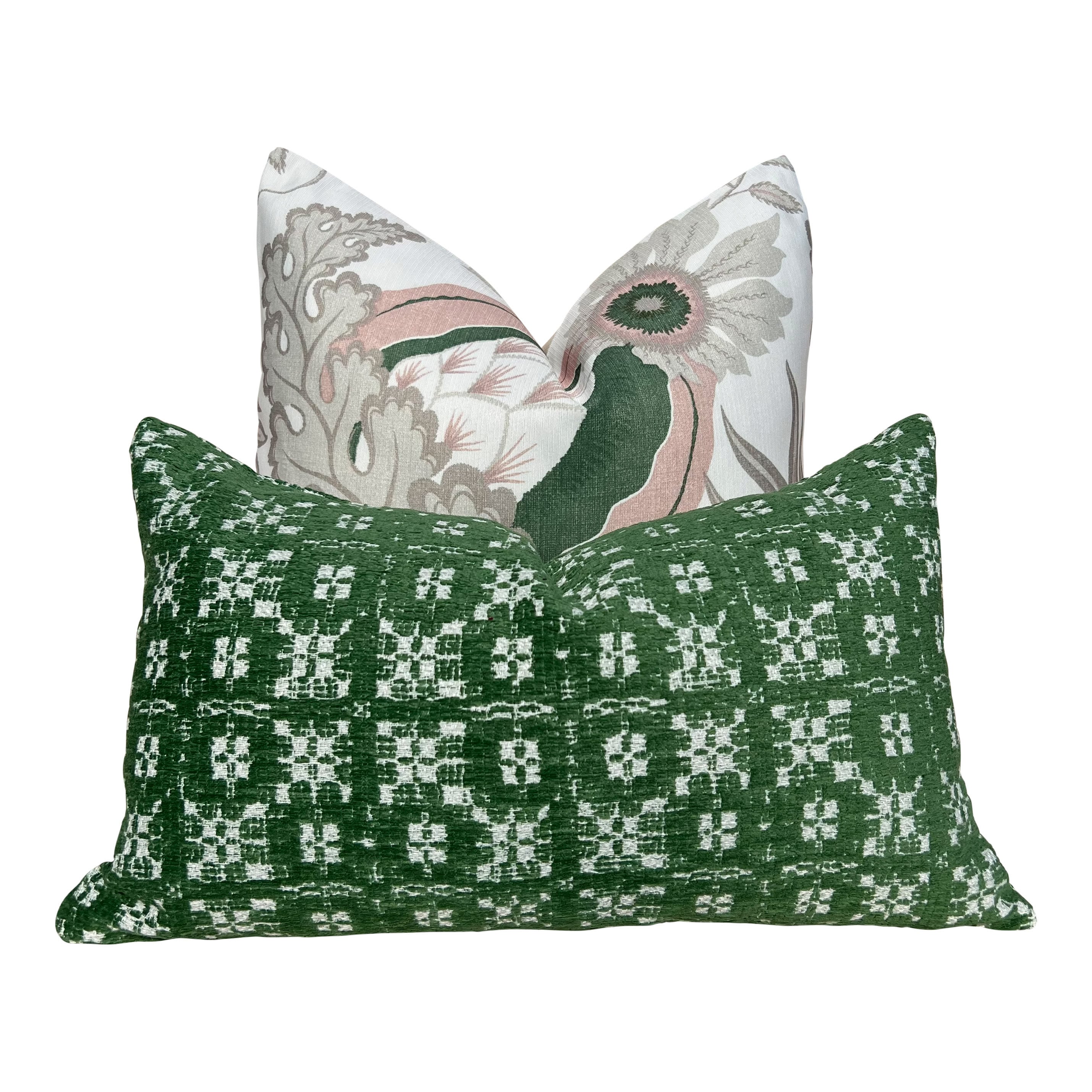 Thibaut Outdoor Woven Briemfield Pillow in Kelly Green. Outdoor Green Small Scale Pillow Cover, Designer Accent Perfomance Cushions
