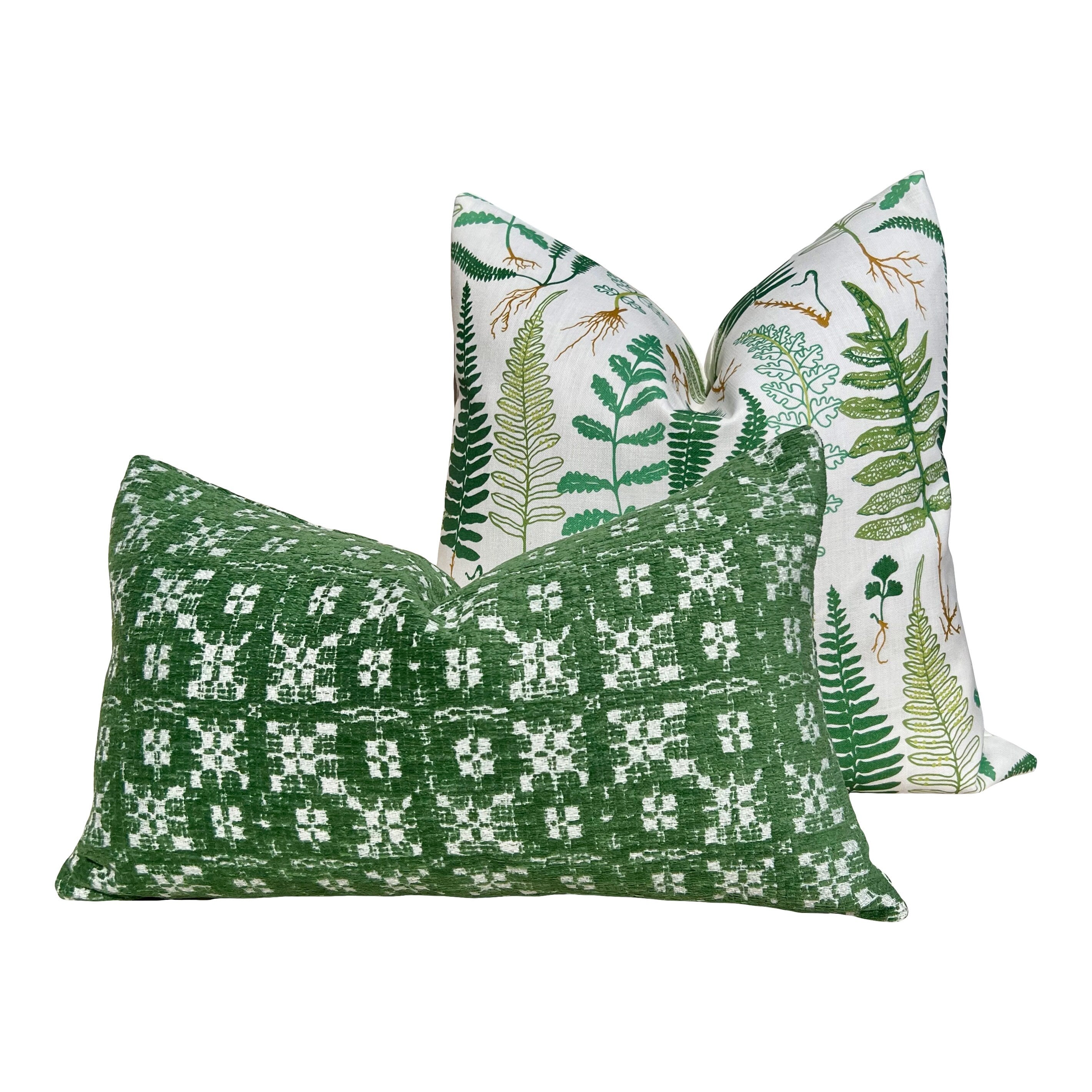 Thibaut Outdoor Woven Briemfield Pillow in Kelly Green. Outdoor Green Small Scale Pillow Cover, Designer Accent Perfomance Cushions
