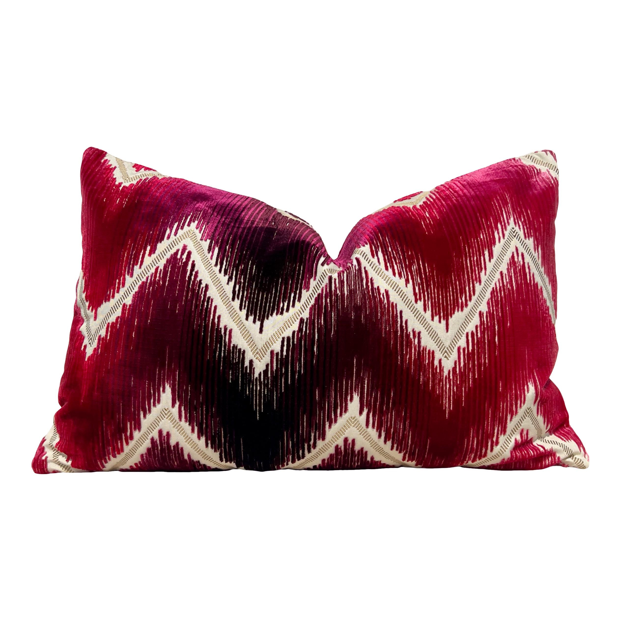 Schumacher Shock Wave Silk Velvet Pillow in Ruby, Ombre Velvet Designer Pillow, Modern Decorative Luxury Cushion, Contemporary Pillow Covers