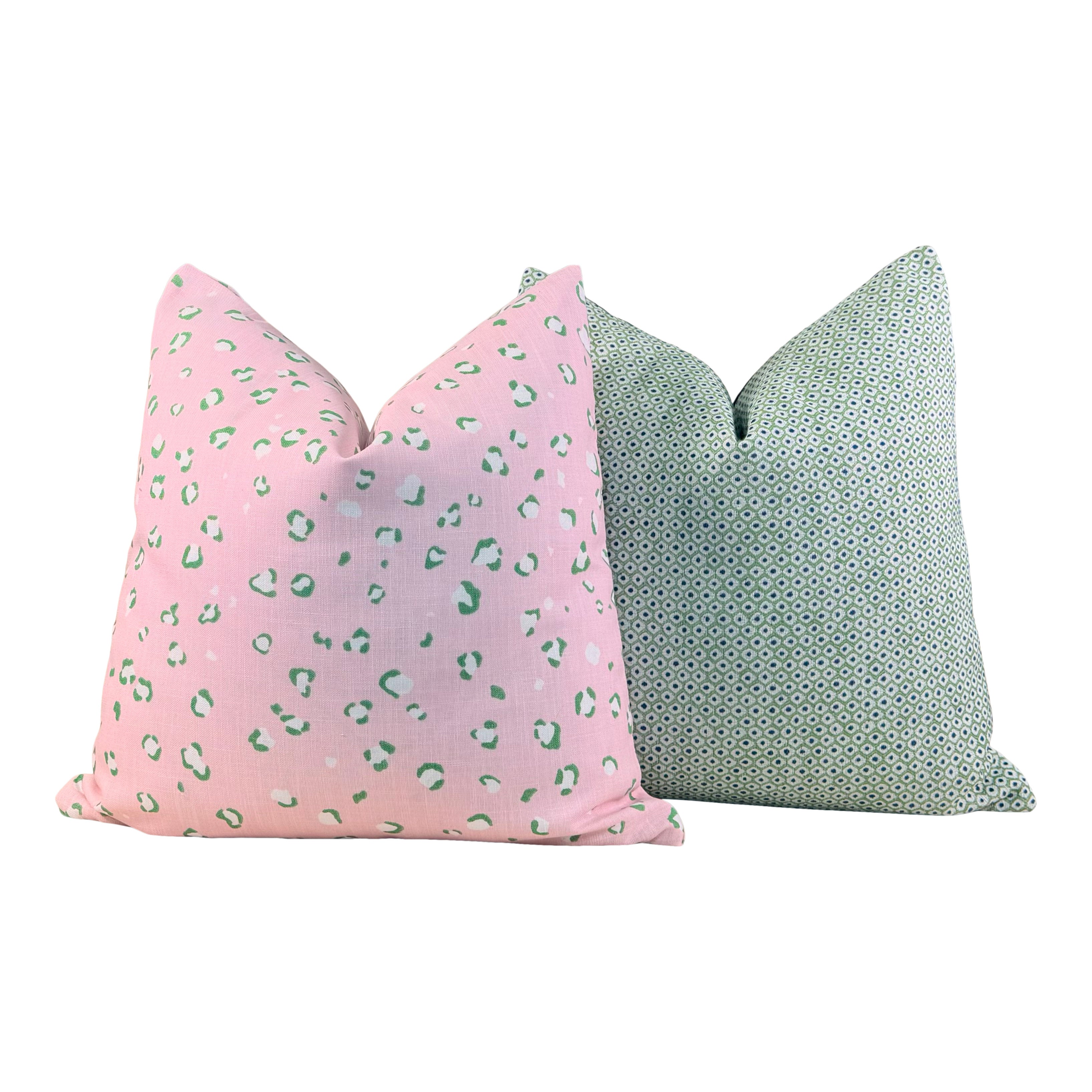 Thibaut Outdoor Woven Pixie Pillow - Green, Navy