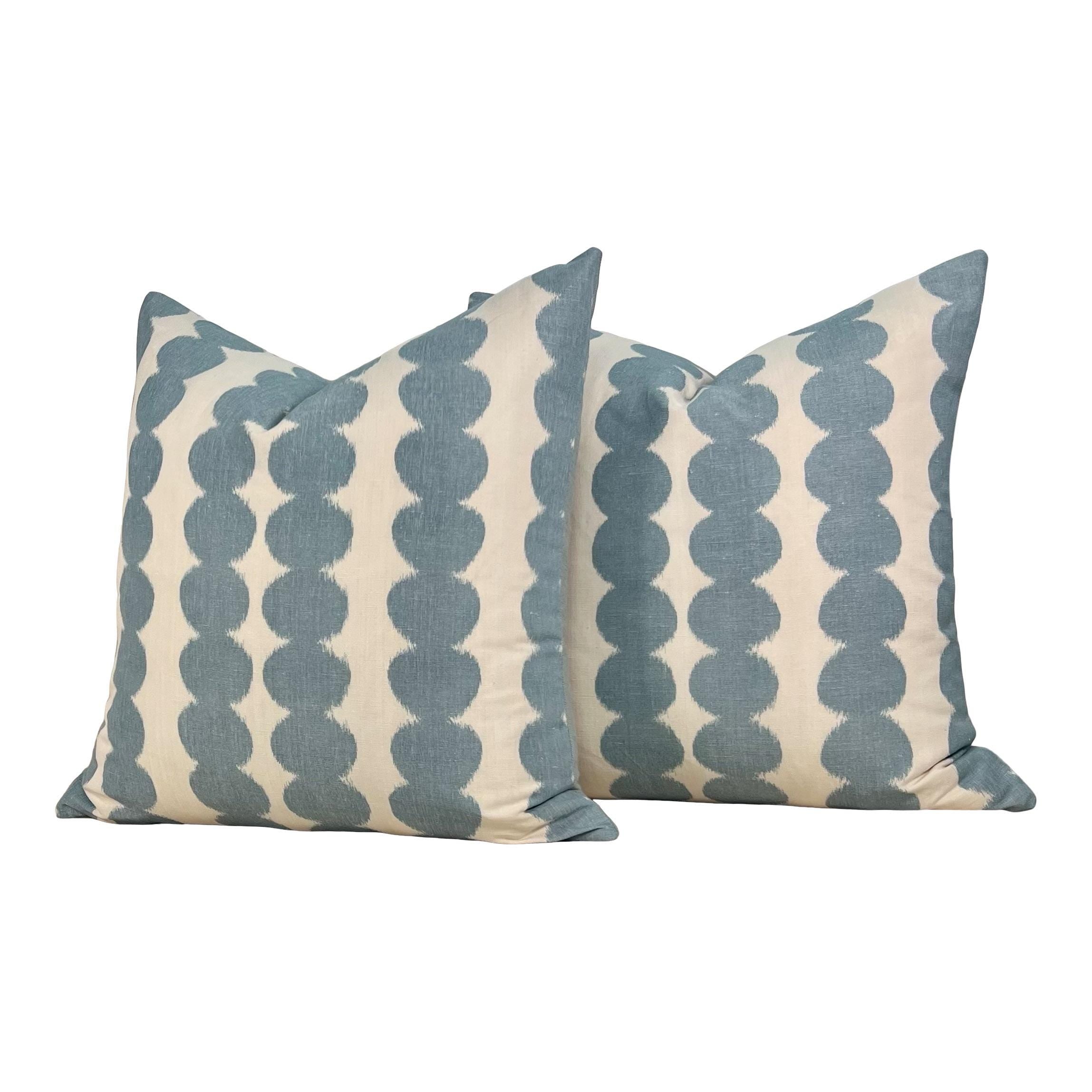 Schumacher Full Circle Linen Pillow in Sky. Designer High End Decorative Pillows in Blue Tones, Accent Geometric Pillow Cover Blue and White