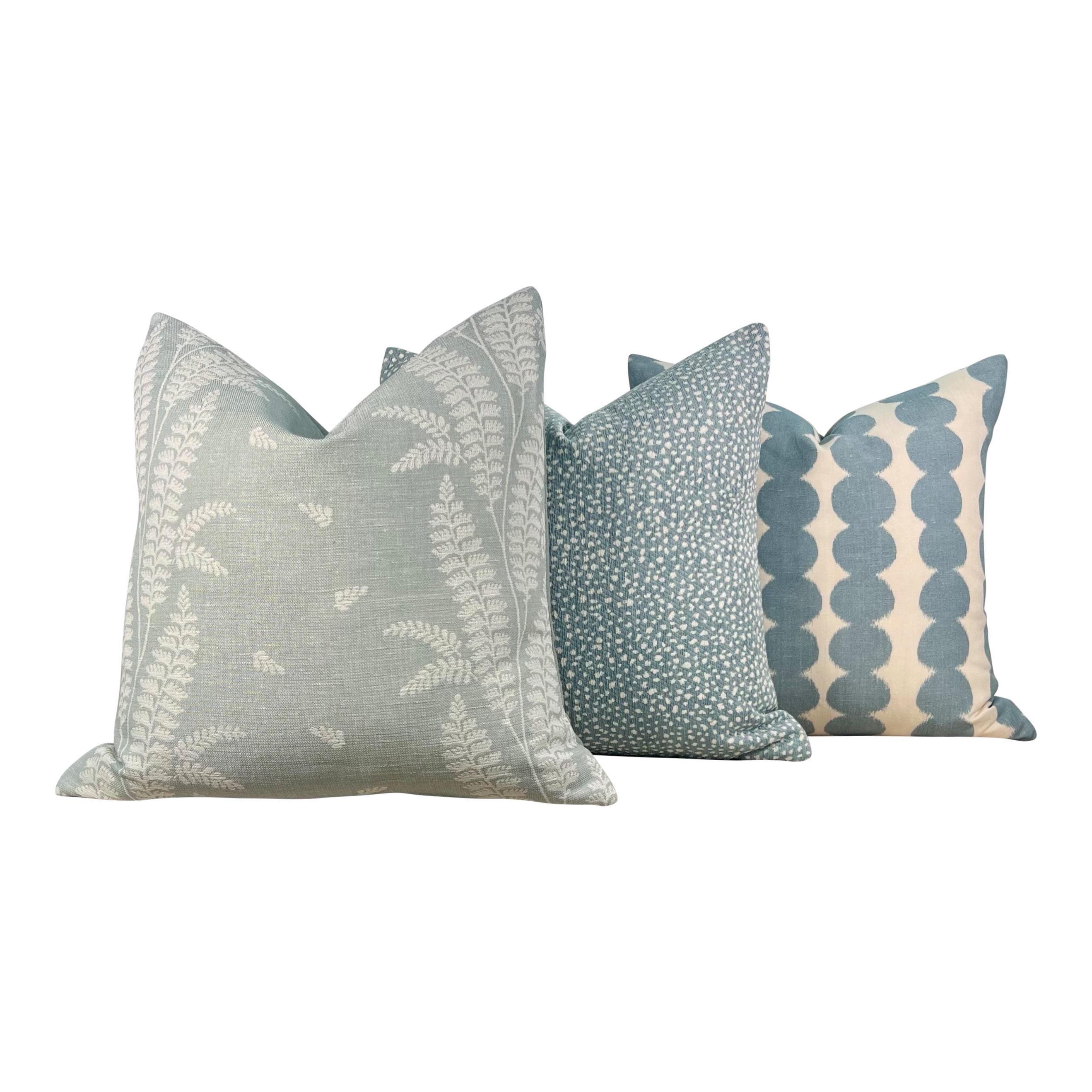 Schumacher Full Circle Linen Pillow in Sky. Designer High End Decorative Pillows in Blue Tones, Accent Geometric Pillow Cover Blue and White