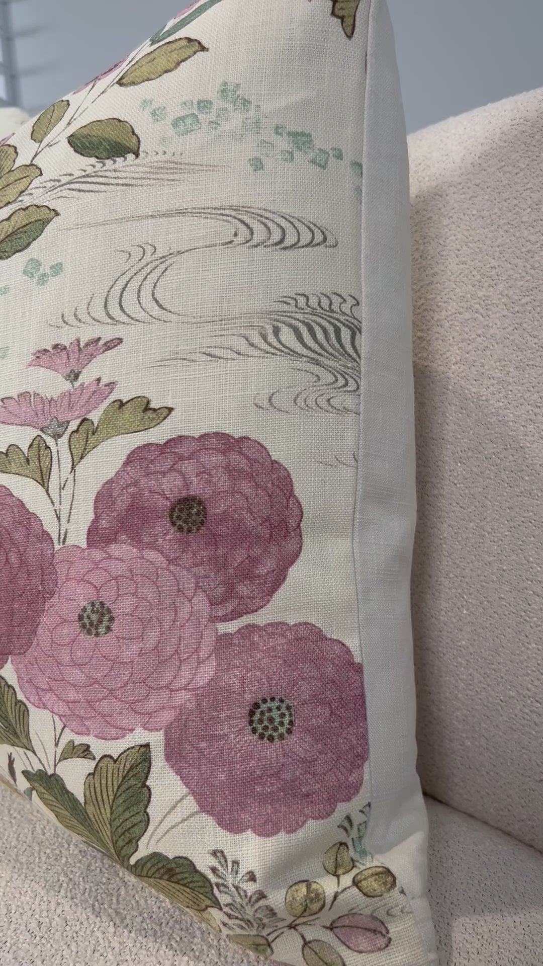 Fiorella Pillow in Lavender