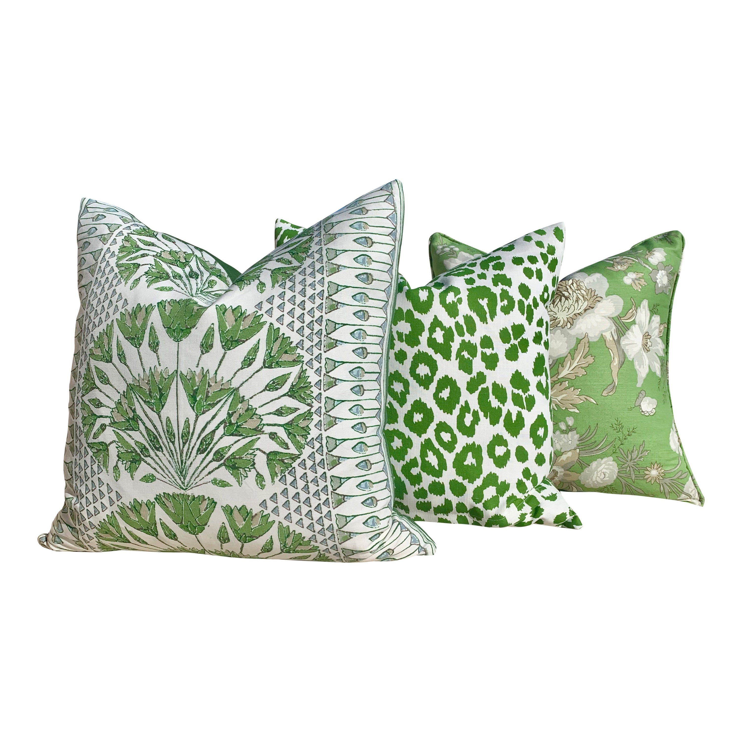 Outdoor Iconic Leopard Pillow in Green. Spotted lumbar Pillow Schumacher Accent Pillow Cover Square Toss Pillow, Accent Pillow