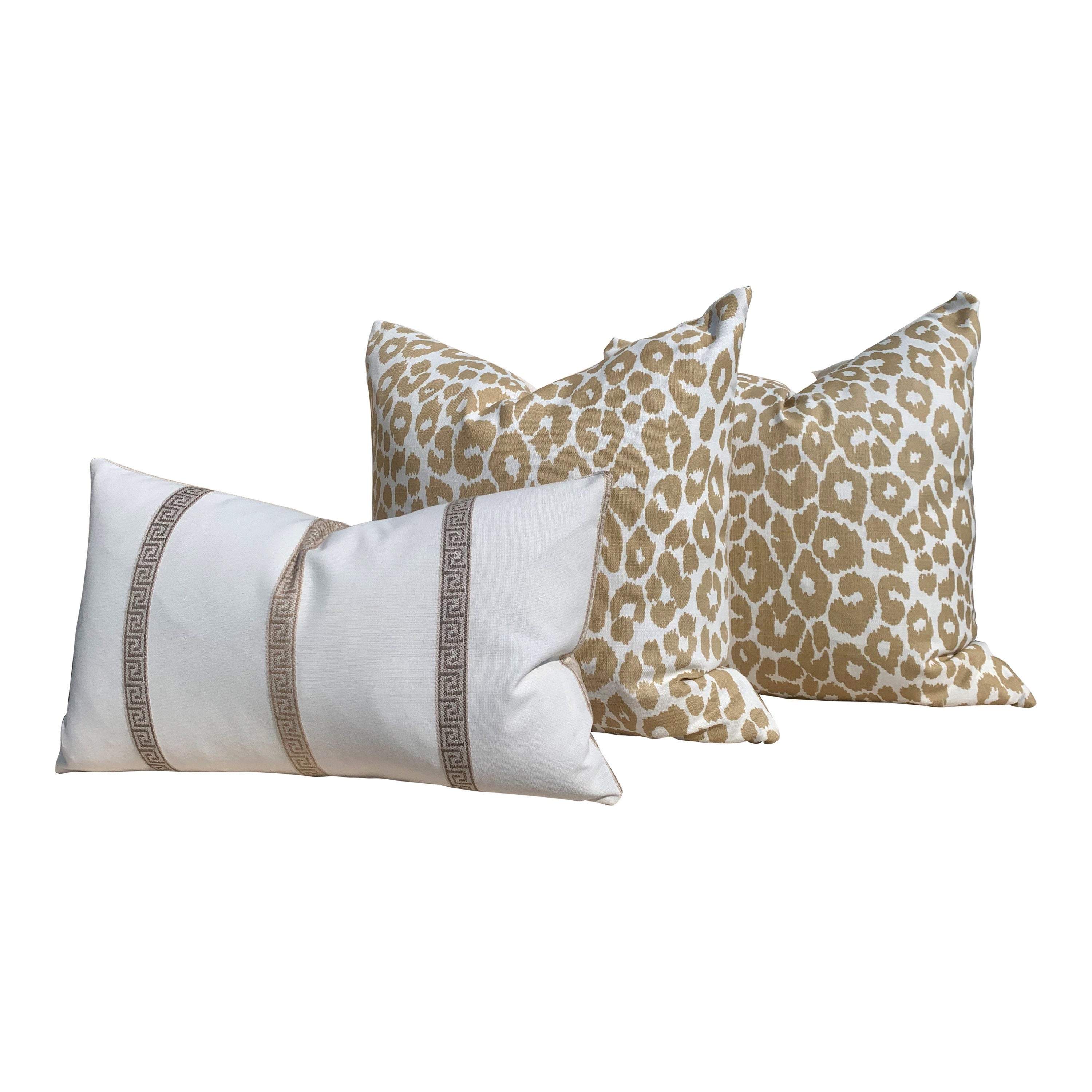 Indoor/Outdoor Schumacher Leopard Pillow in Tan. Animal Print Outdoor lumbar Pillow in Beige.