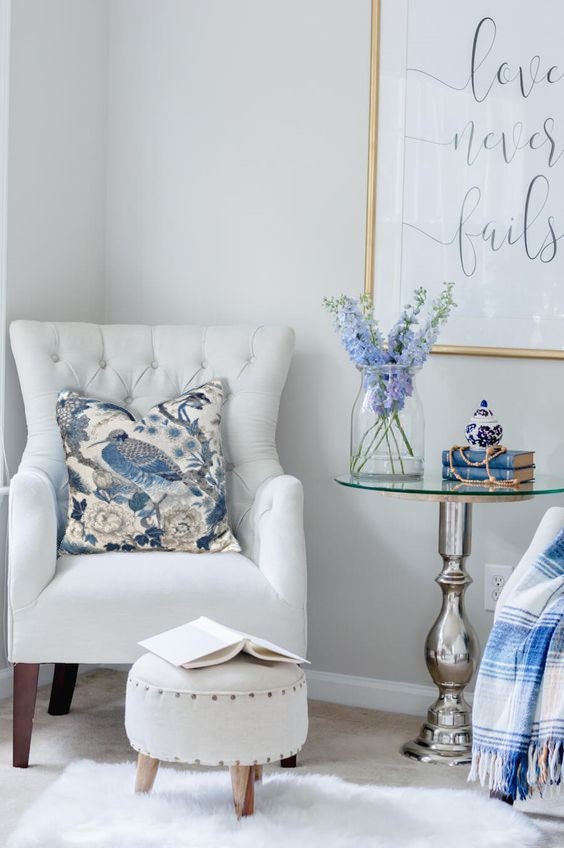 Scalamandre Shenyang Pillow Porcelain Blue. Chinoserie Accent Decorative Pillow Cushion Cover Case Floral Lumbar pillow Bird Pin Blue white