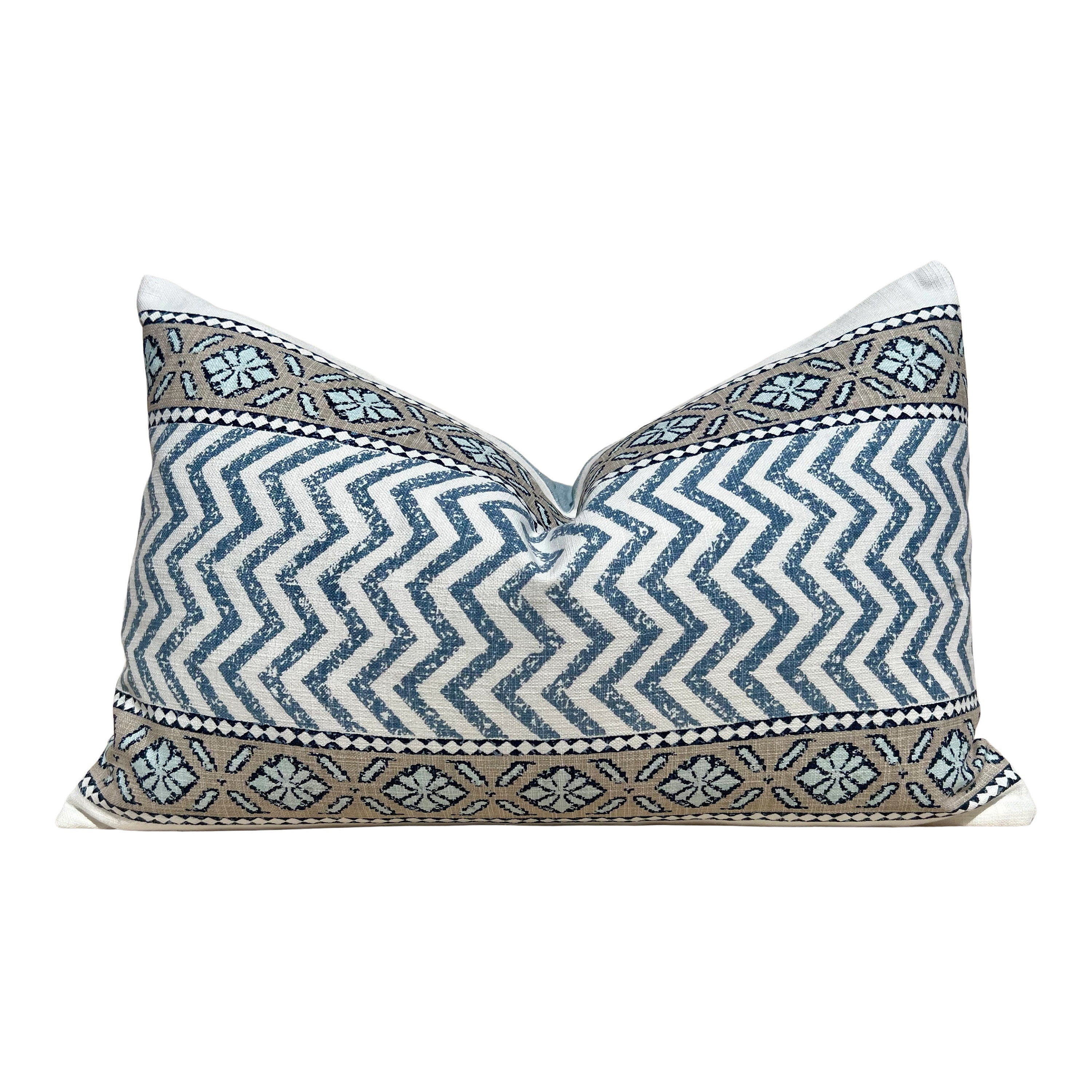 Designer Striped Pillow in Aqua Blue. Chevron Blue White Pillow, Zig Zag Lumbar Pillow, Euro Sham Cushion, Blue and White Slipcover