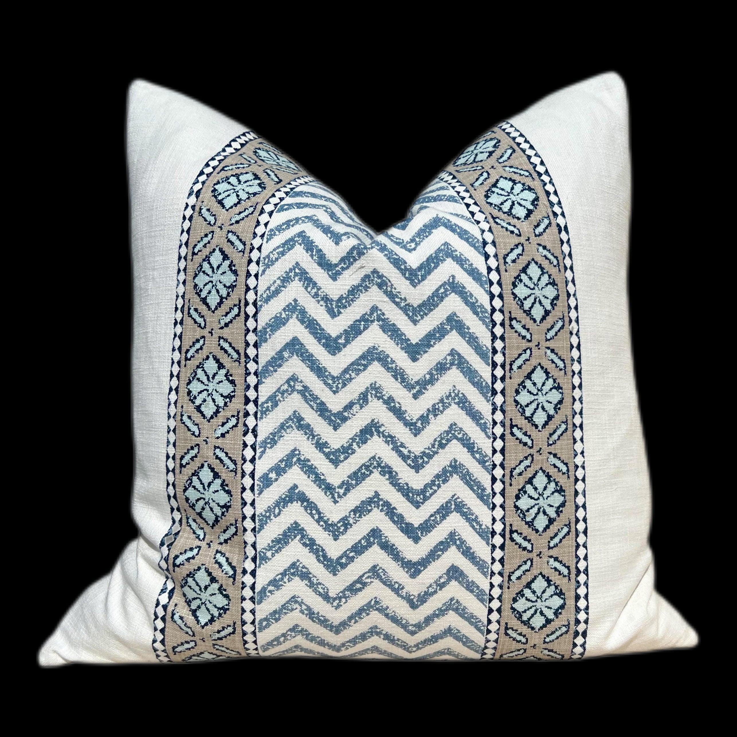 Designer Striped Pillow in Aqua Blue. Chevron Blue White Pillow, Zig Zag Lumbar Pillow, Euro Sham Cushion, Blue and White Slipcover