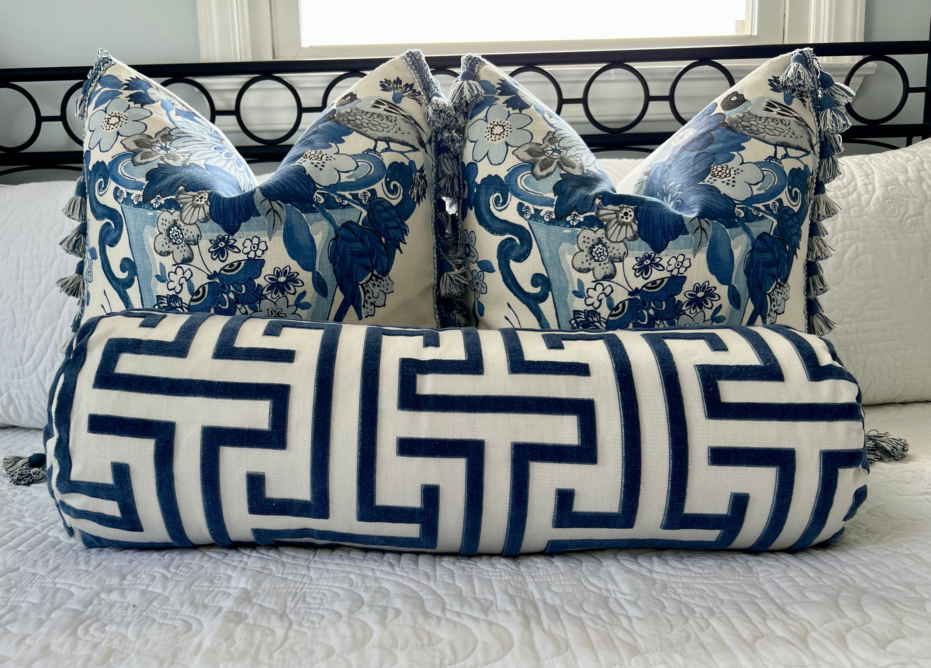 Schumacher Lansdale Bouquet Pillow Blue. Lumbar Decorative Pillow in Porcelain Blue and White, Designer high end floral pillow cover case
